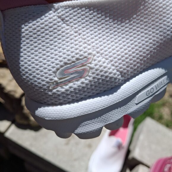 Skechers Go Walk Women's 9 Classic Jasmine Bliss Shoes Slip On White - Picture 2 of 14